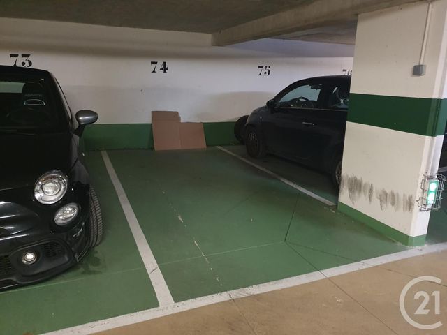parking à louer - 12.0 m2 - PARIS - 75015 - ILE-DE-FRANCE - Century 21 Vaugirard Convention